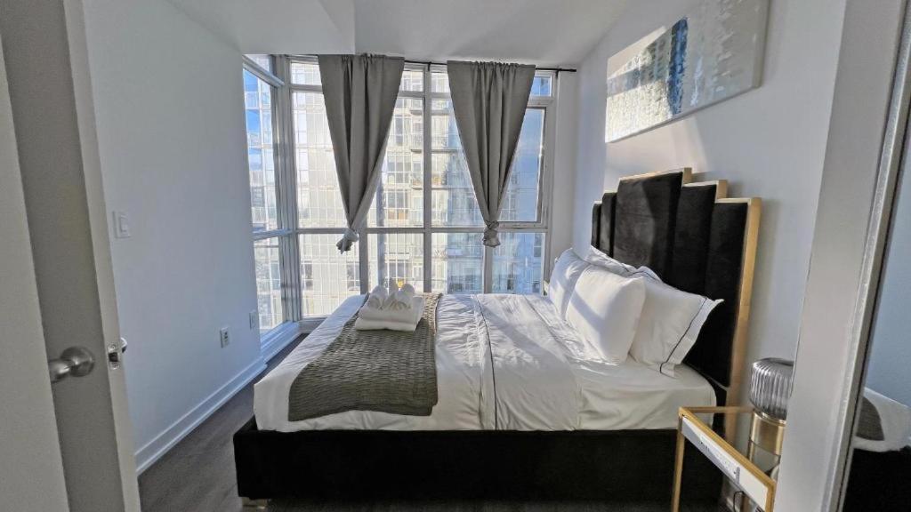 Cozy Condo In Downtown Toronto + Free Parking Ngoại thất bức ảnh